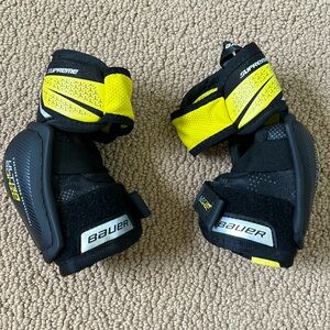Bauer youth ultra sonic medium hockey elbow pads